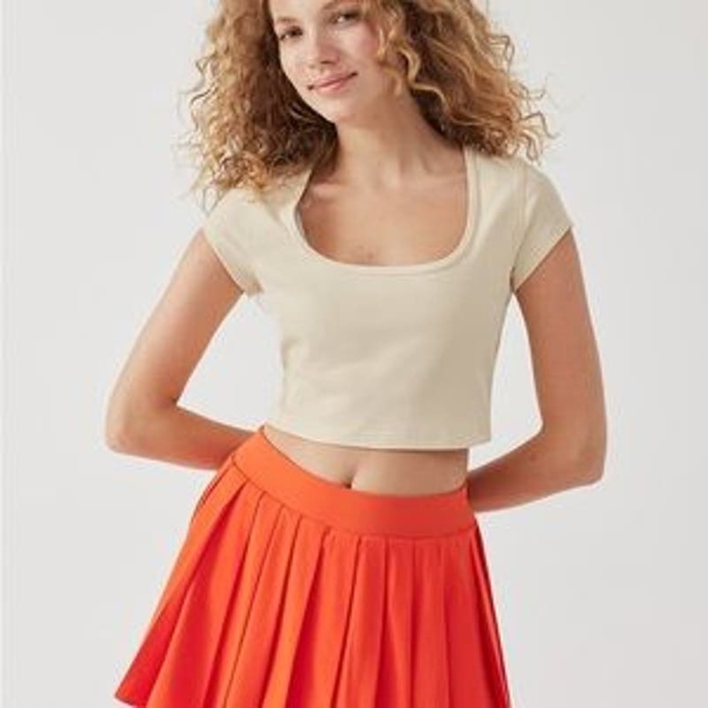 Outdoor Voices NWT Rib Short sleeve Crop Top Burlap Size Medium